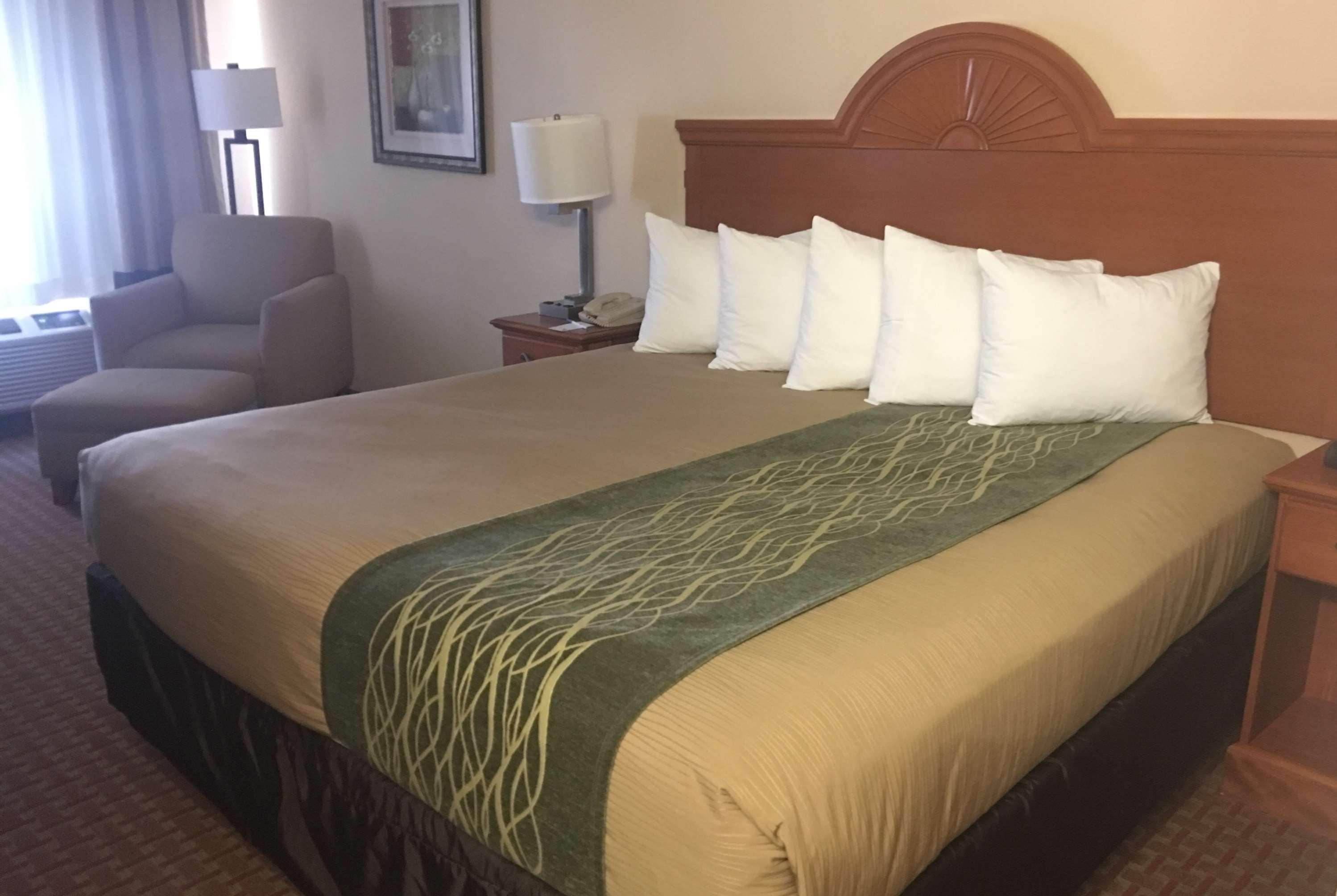 Super 8 By Wyndham Great Bend Hotel Kültér fotó