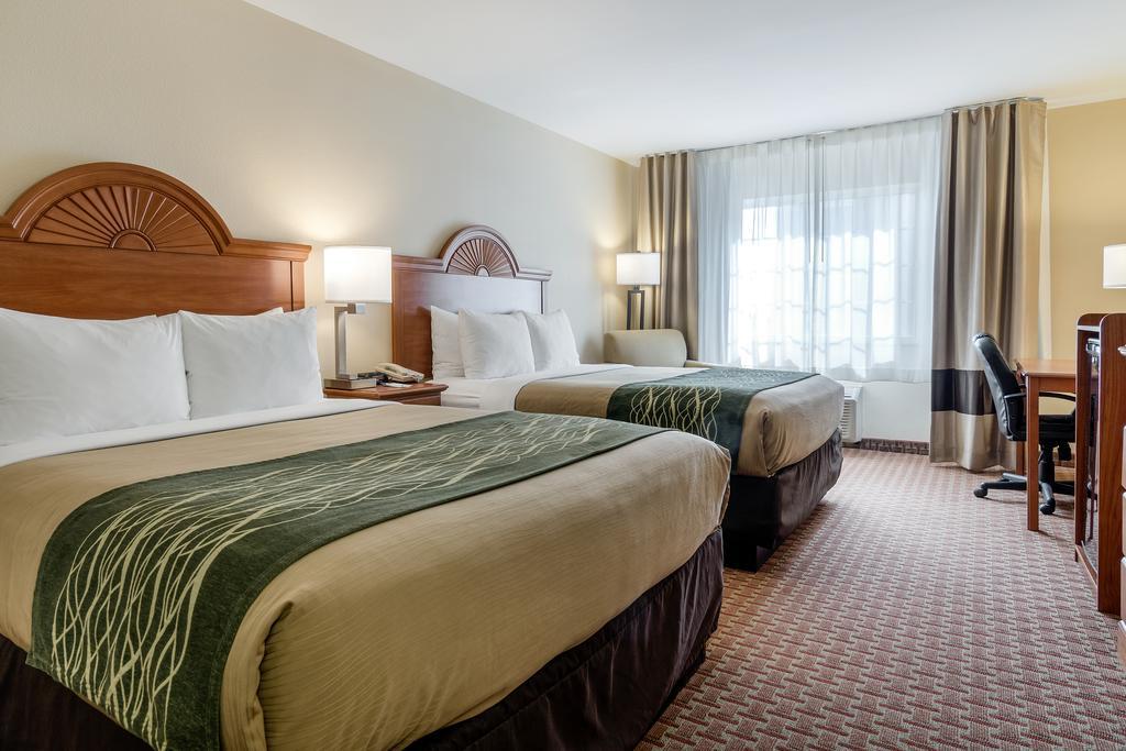 Super 8 By Wyndham Great Bend Hotel Kültér fotó