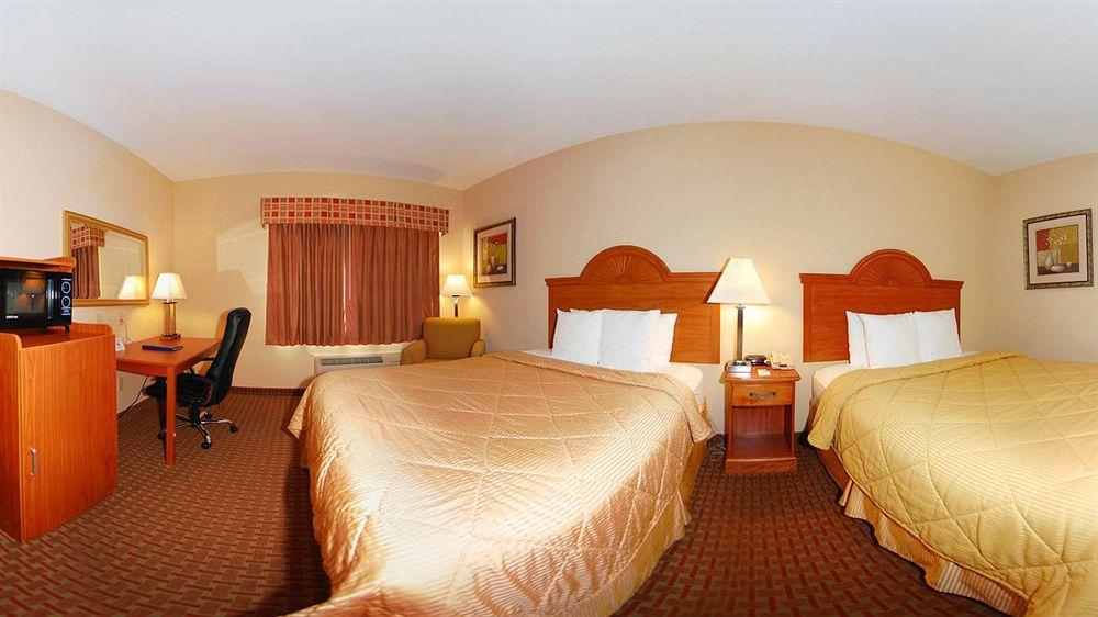 Super 8 By Wyndham Great Bend Hotel Kültér fotó