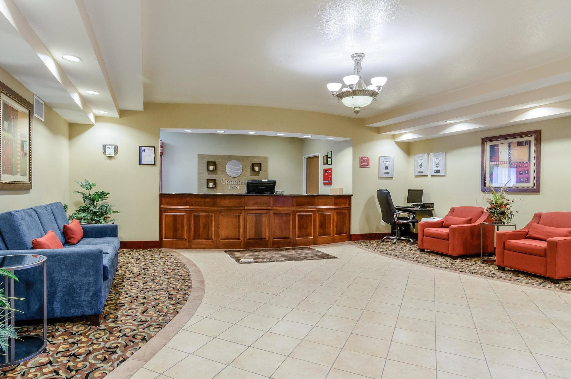 Super 8 By Wyndham Great Bend Hotel Kültér fotó