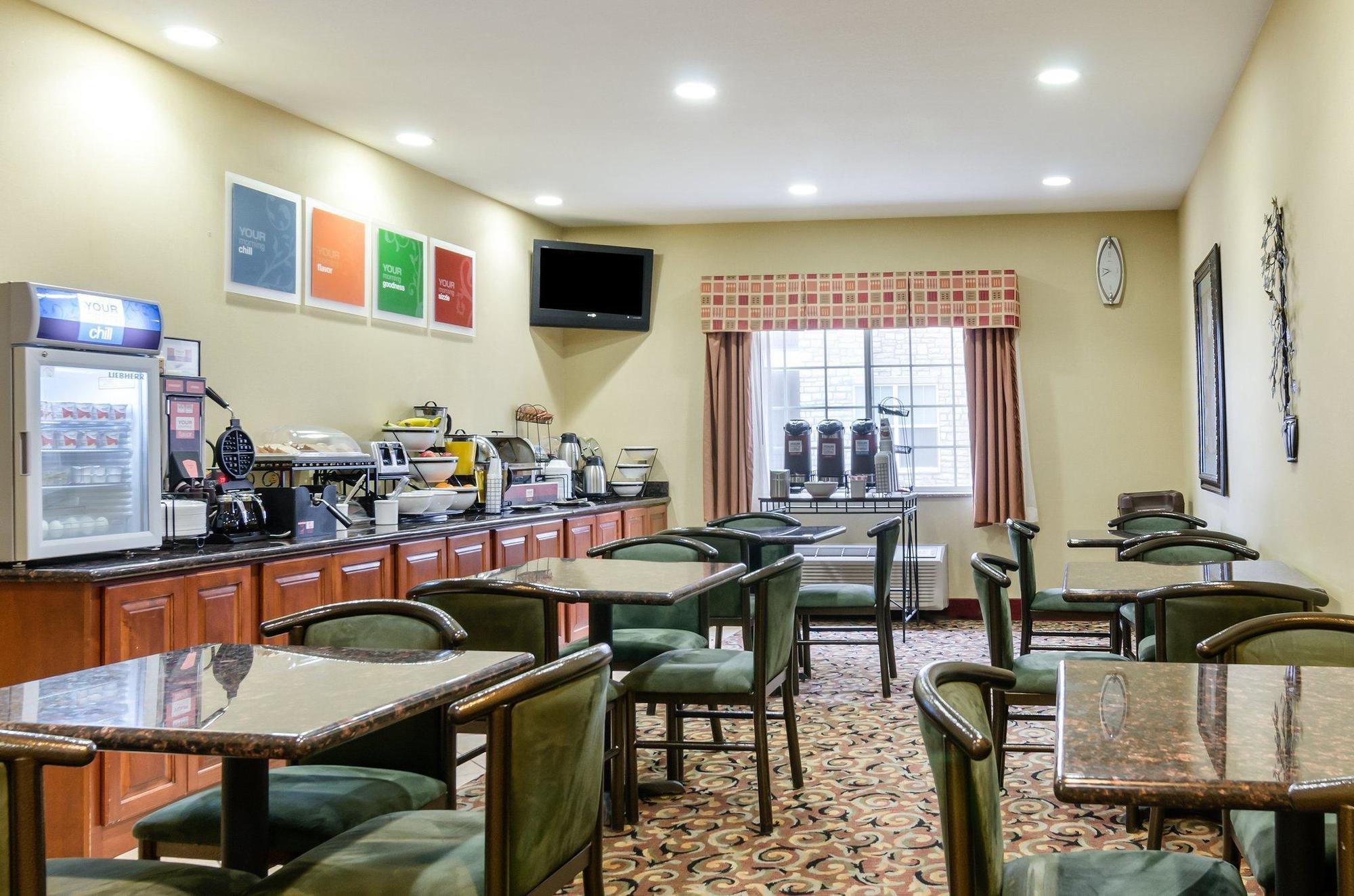 Super 8 By Wyndham Great Bend Hotel Kültér fotó
