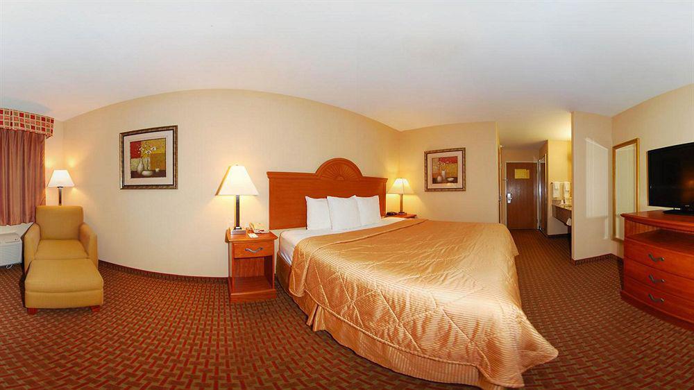 Super 8 By Wyndham Great Bend Hotel Kültér fotó
